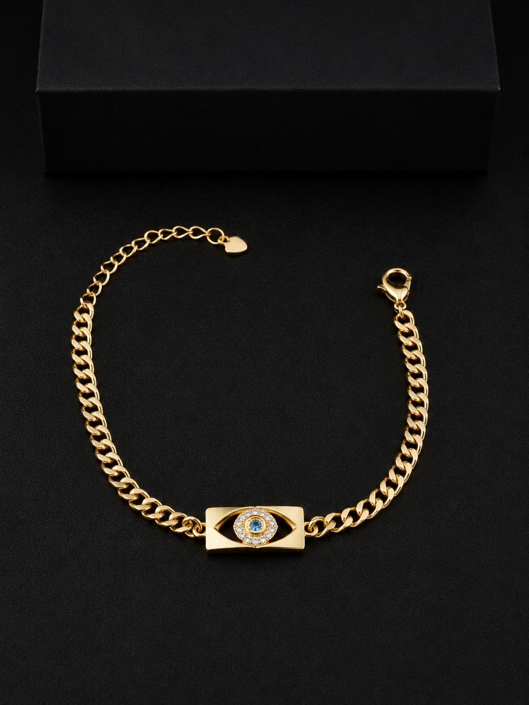 Pulsera Placa Ojo Turco Negro con Circonia Oro Laminado 18K